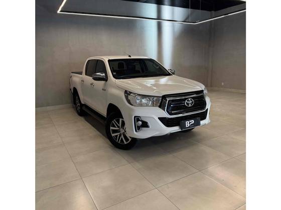 TOYOTA HILUX 2.8 SRV 4X4 CD 16V DIESEL 4P AUTOMÁTICO